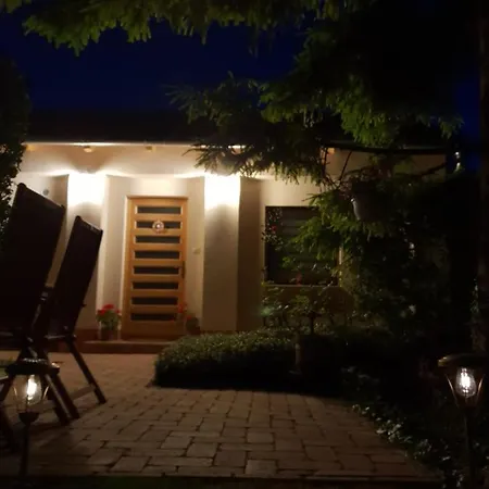 公寓 Fuered Deluxe Garden *