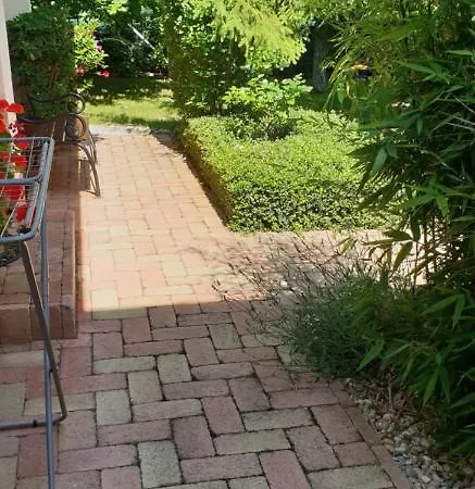 Fuered Deluxe Garden Lejlighed *