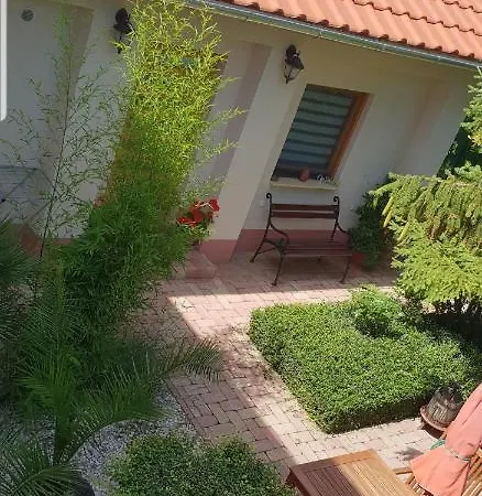Apartment Fuered Deluxe Garden