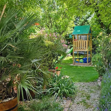 Füred Deluxe Garden *