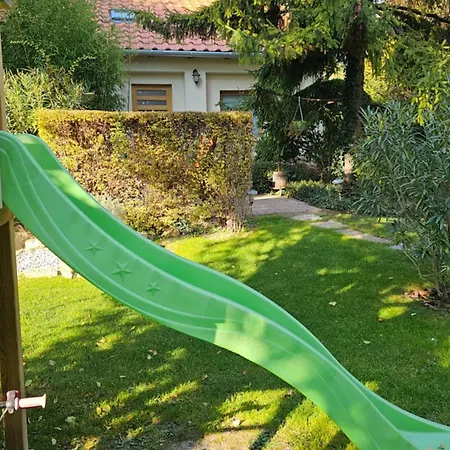 Fuered Deluxe Garden *