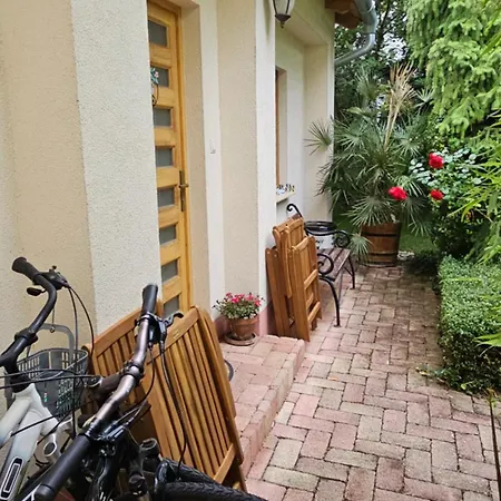 Fuered Deluxe Garden Apartment Balatonfured